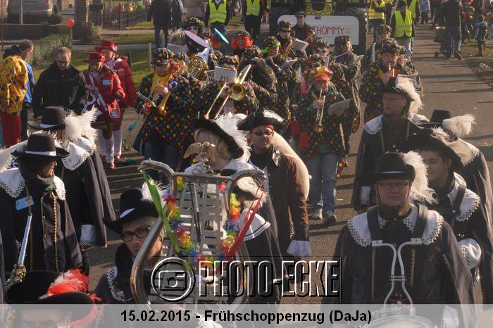 070.jpg