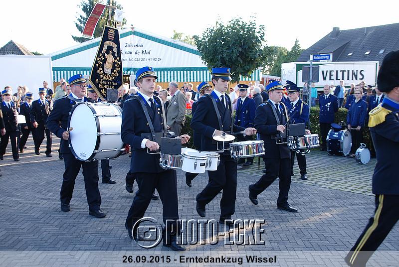 098.jpg